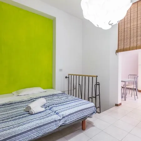 Mazzini Apartament *